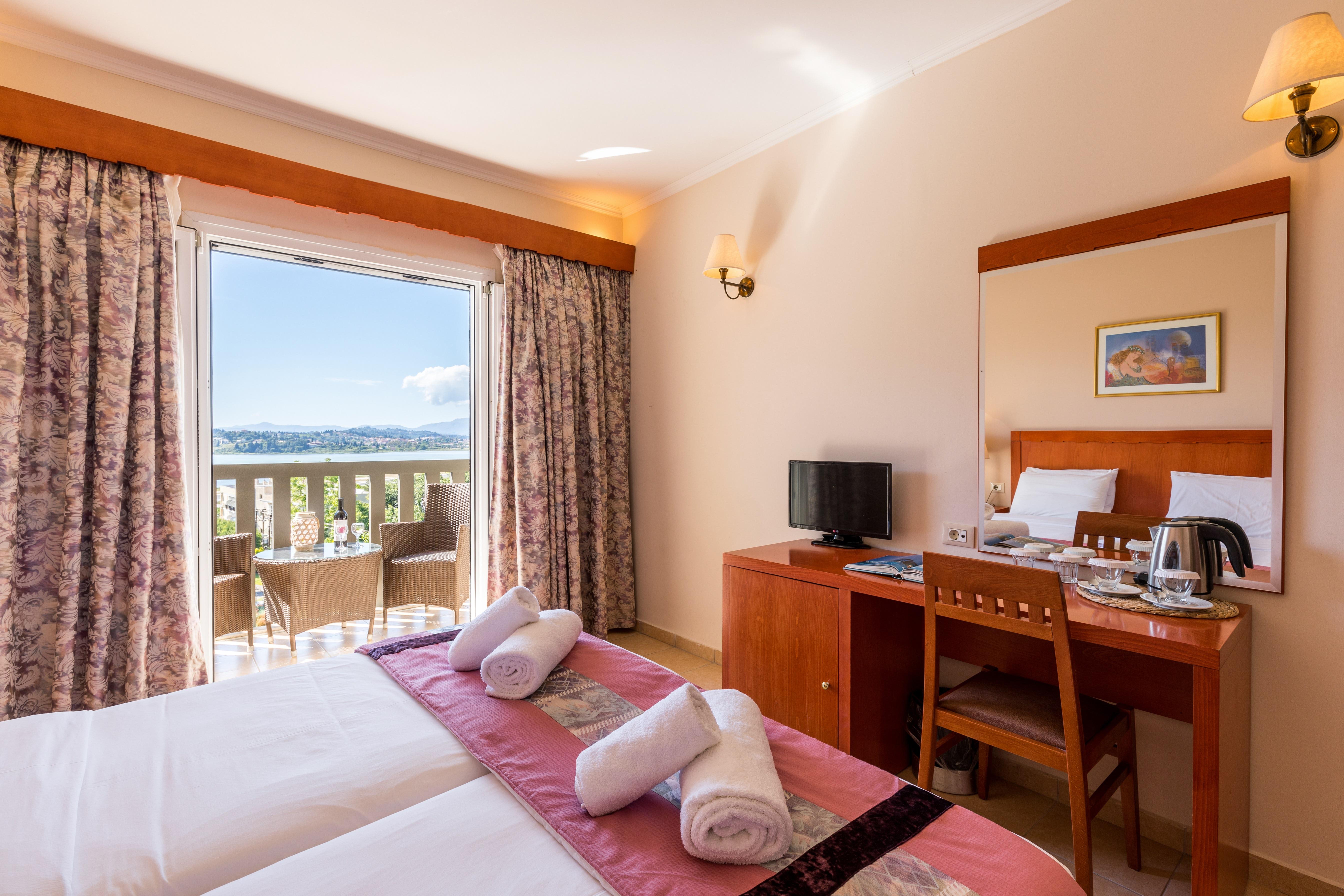 Ariti Grand Hotel Kanoni  Bagian luar foto