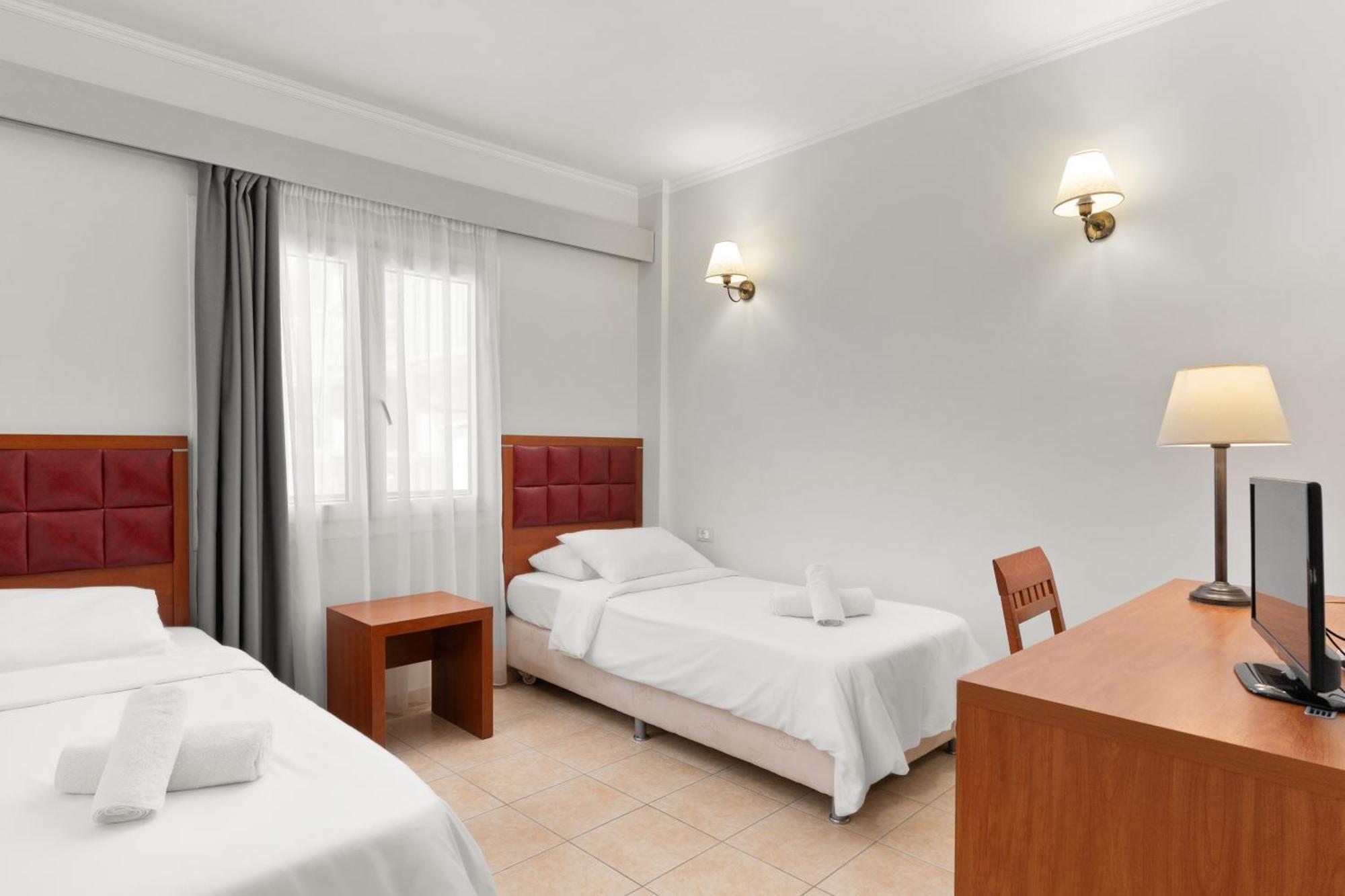 Ariti Grand Hotel Kanoni  Bagian luar foto